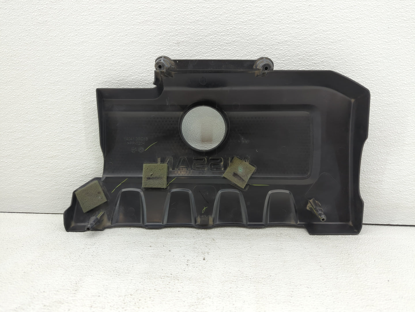 2016 Nissan Sentra Engine Cover - Oemusedautoparts1.com