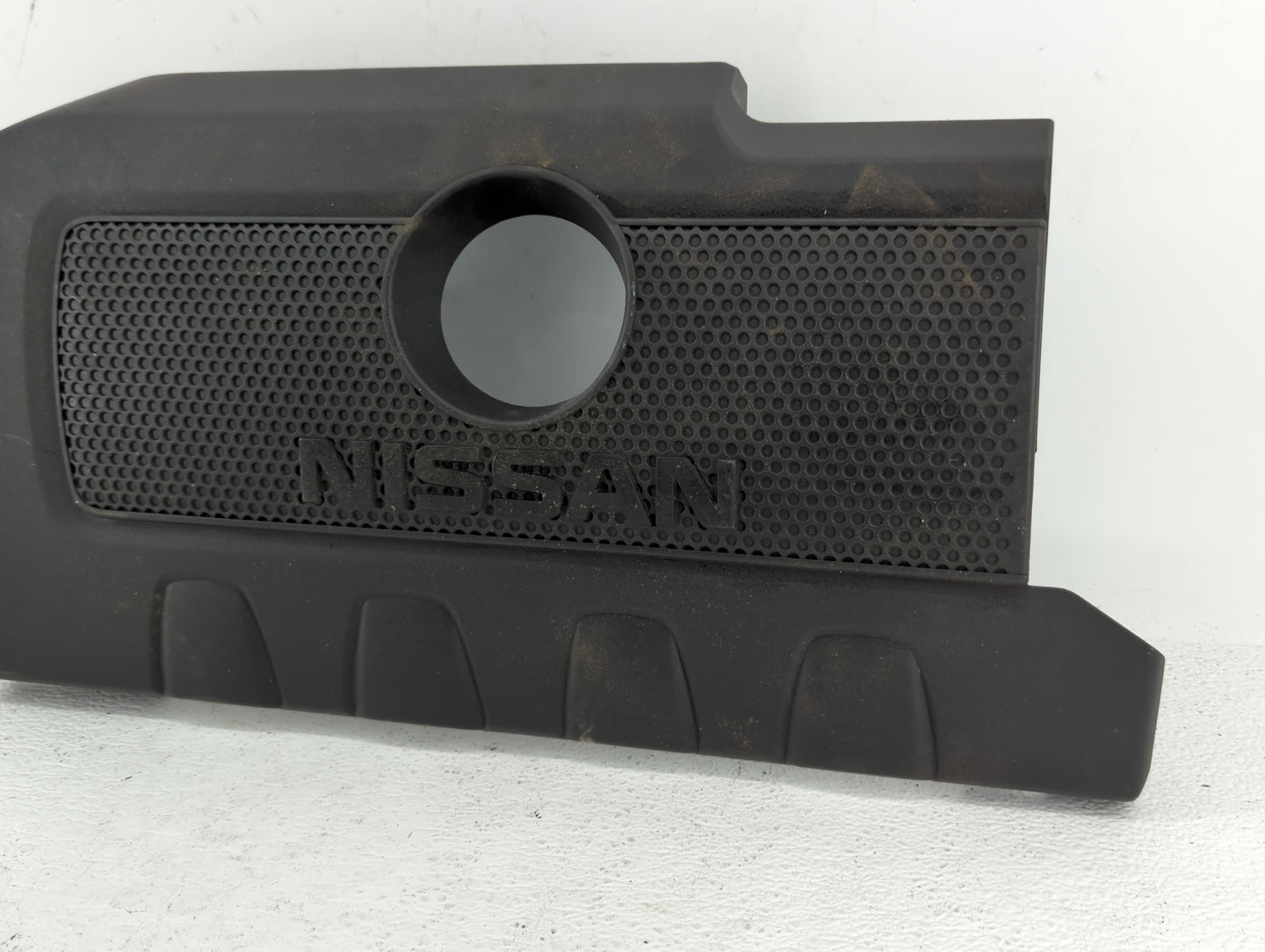 2016 Nissan Sentra Engine Cover - Oemusedautoparts1.com