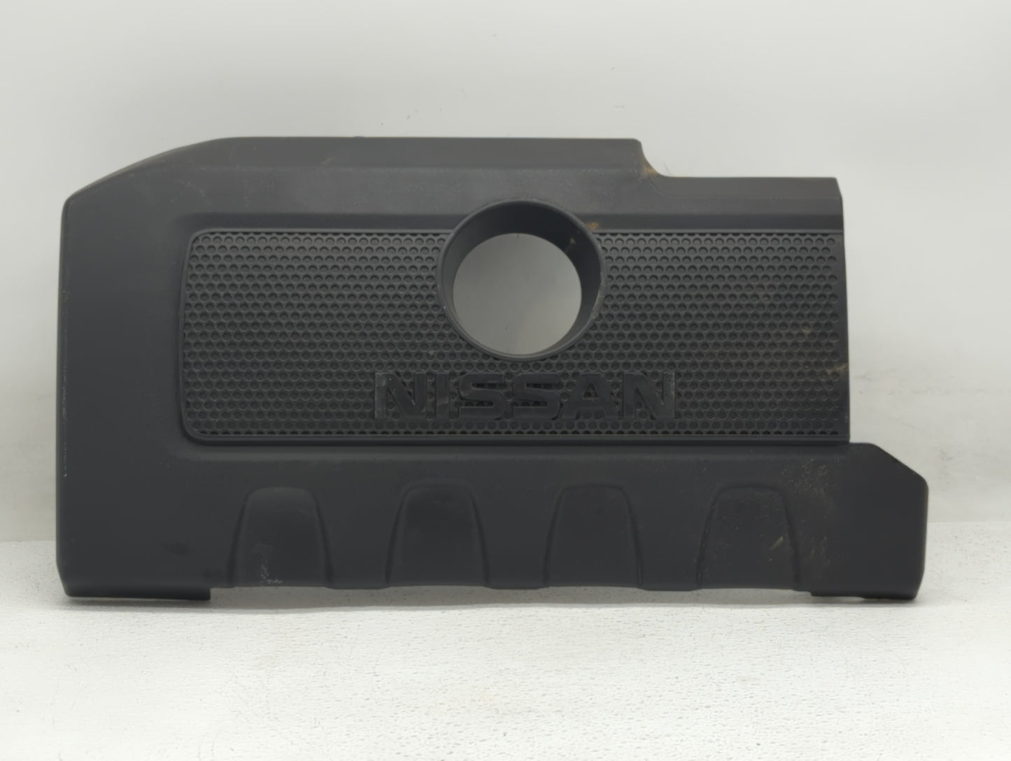 2016 Nissan Sentra Engine Cover - Oemusedautoparts1.com