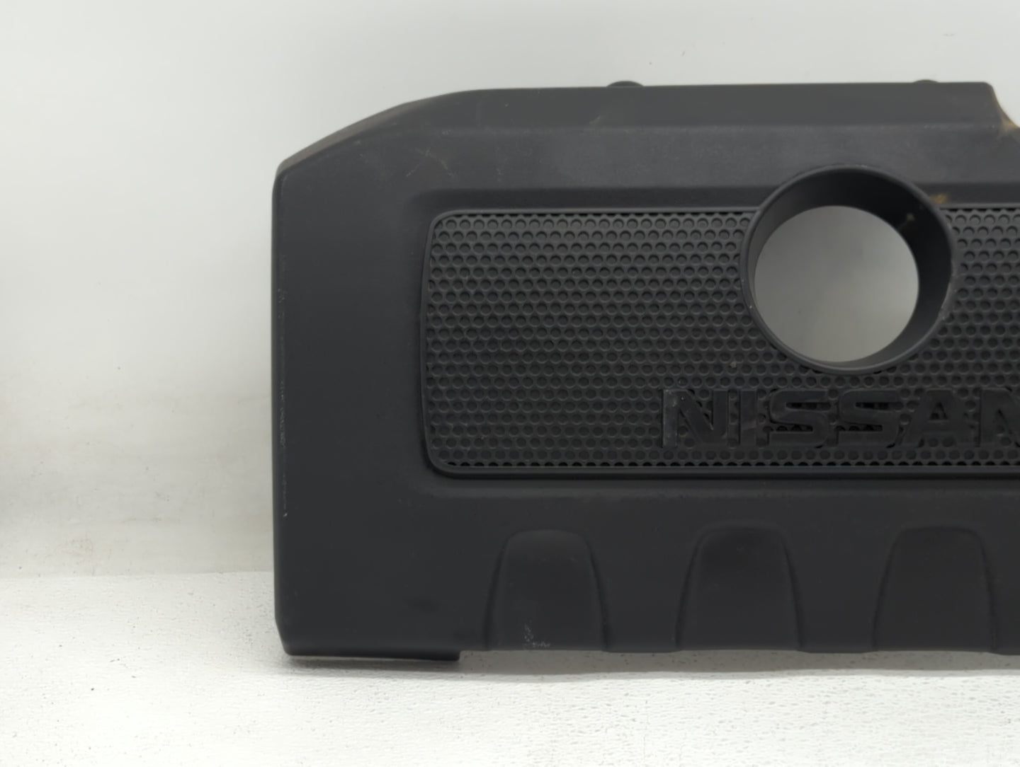 2016 Nissan Sentra Engine Cover - Oemusedautoparts1.com