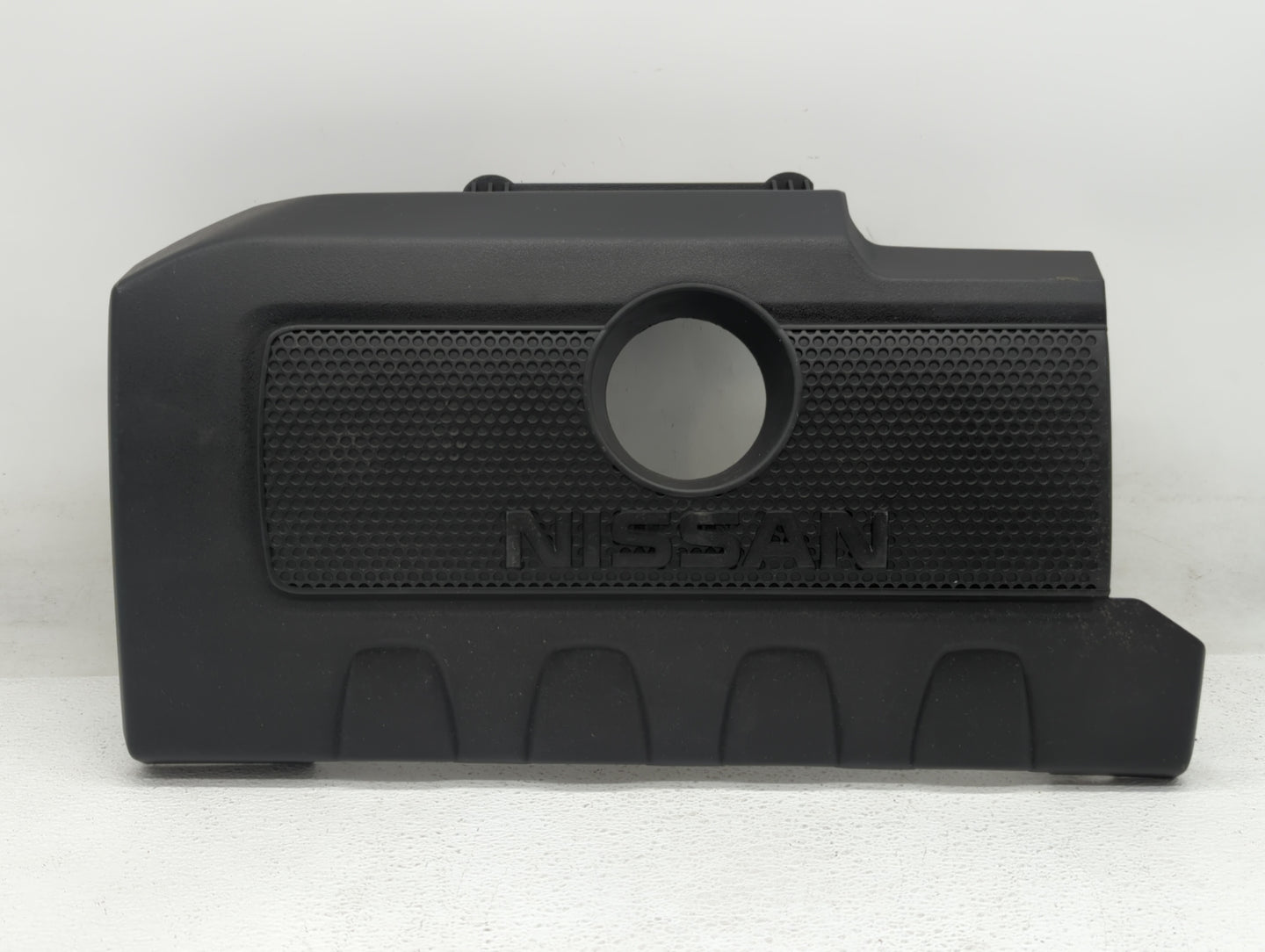 2016 Nissan Sentra Engine Cover - Oemusedautoparts1.com