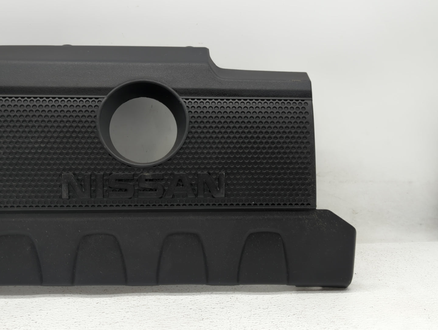 2016 Nissan Sentra Engine Cover - Oemusedautoparts1.com