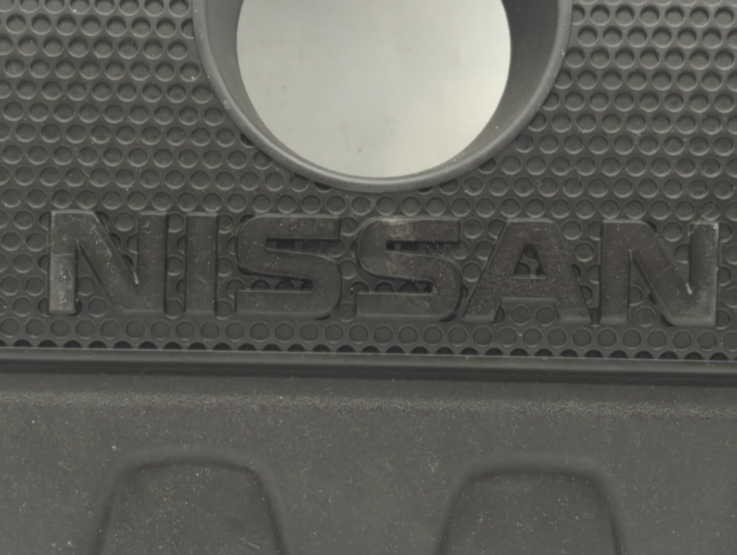 2016 Nissan Sentra Engine Cover - Oemusedautoparts1.com