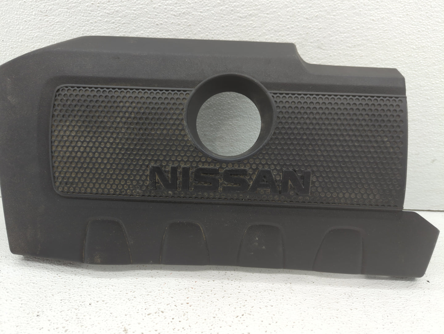 2016 Nissan Sentra Engine Cover - Oemusedautoparts1.com