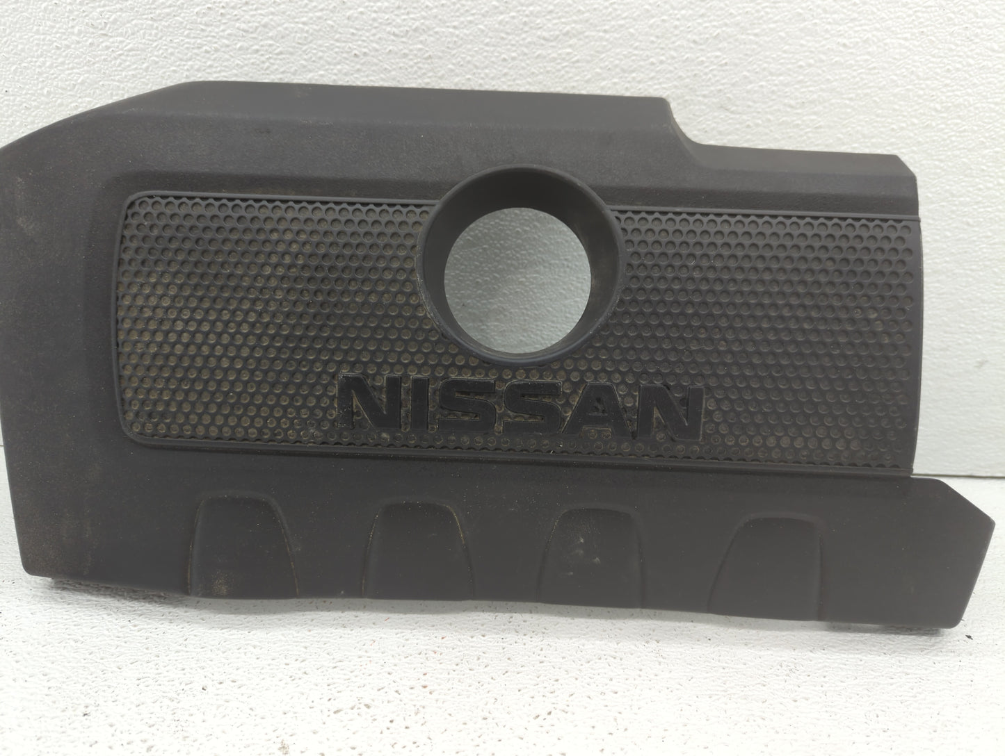 2016 Nissan Sentra Engine Cover - Oemusedautoparts1.com