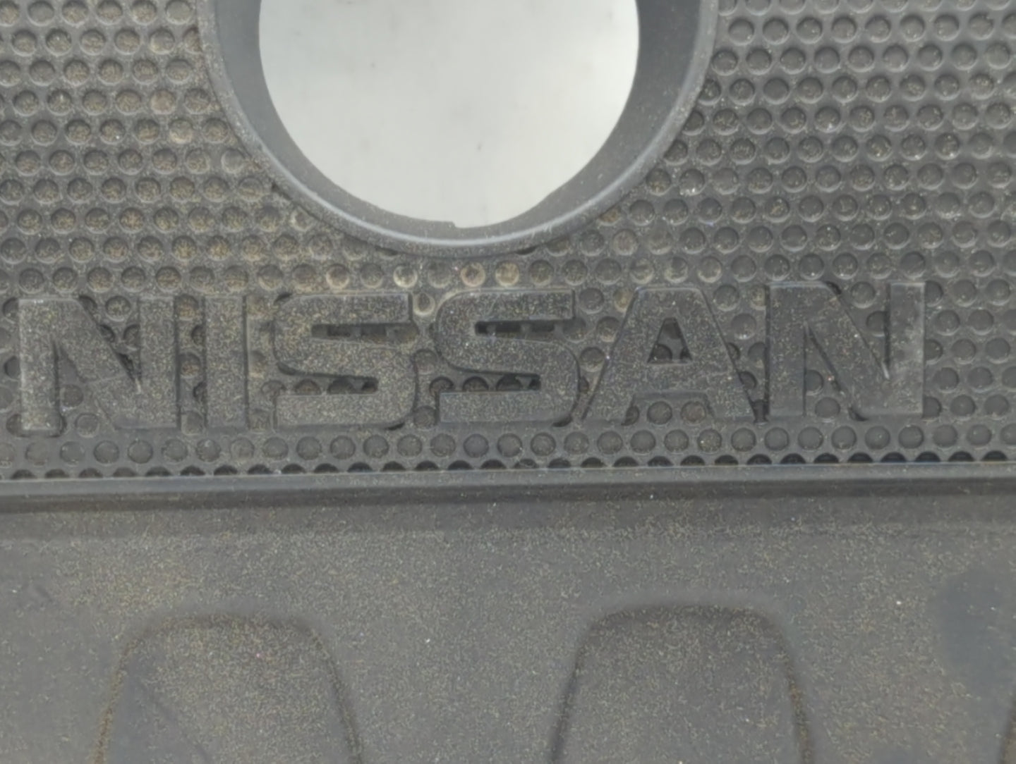 2016 Nissan Sentra Engine Cover - Oemusedautoparts1.com
