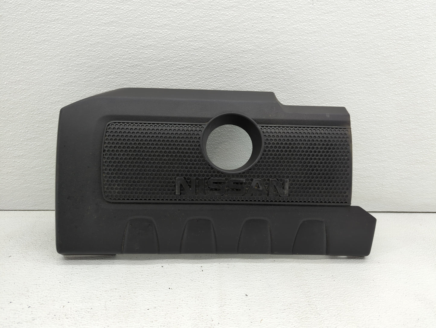 2016 Nissan Sentra Engine Cover - Oemusedautoparts1.com