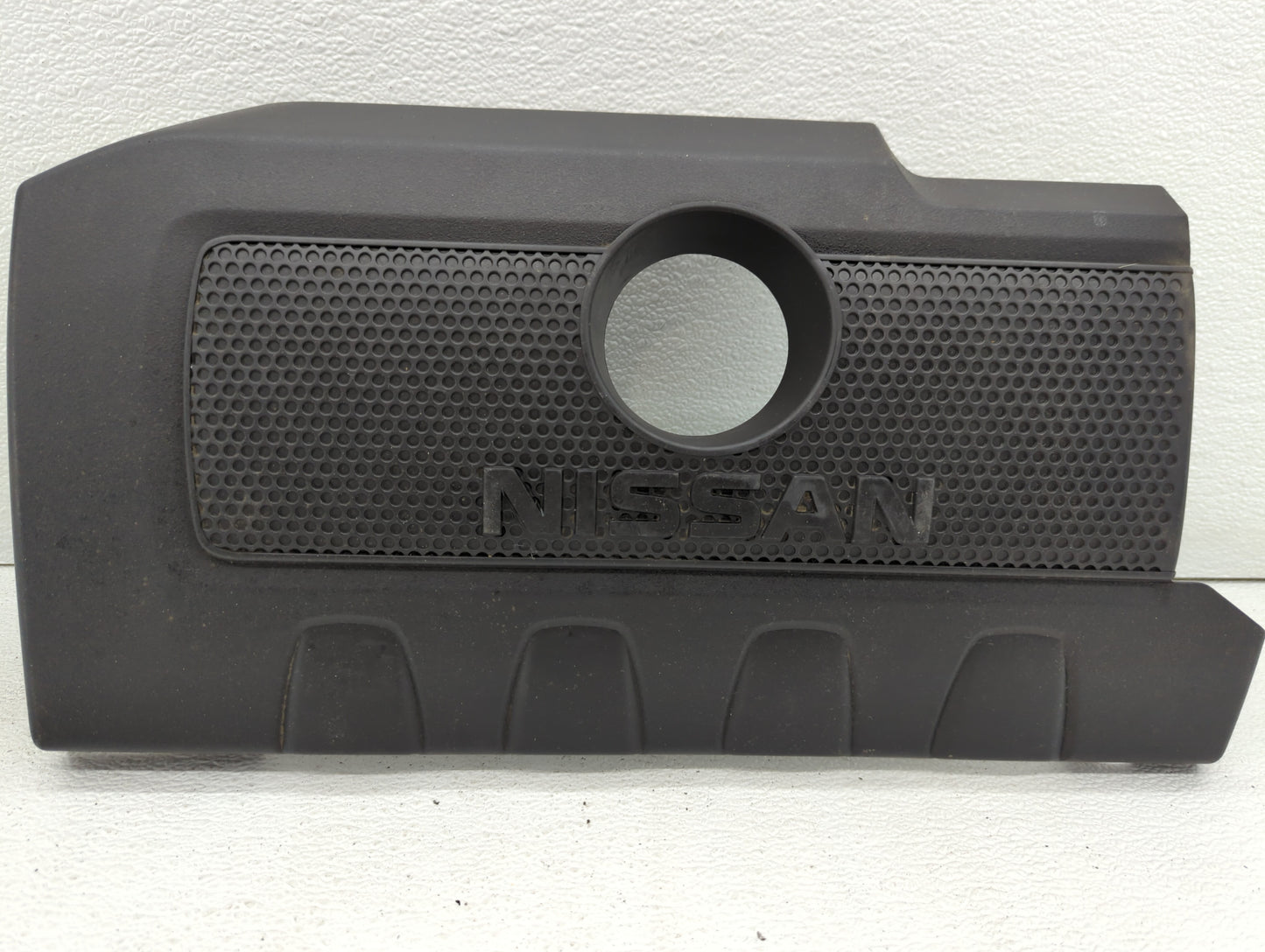 2016 Nissan Sentra Engine Cover - Oemusedautoparts1.com
