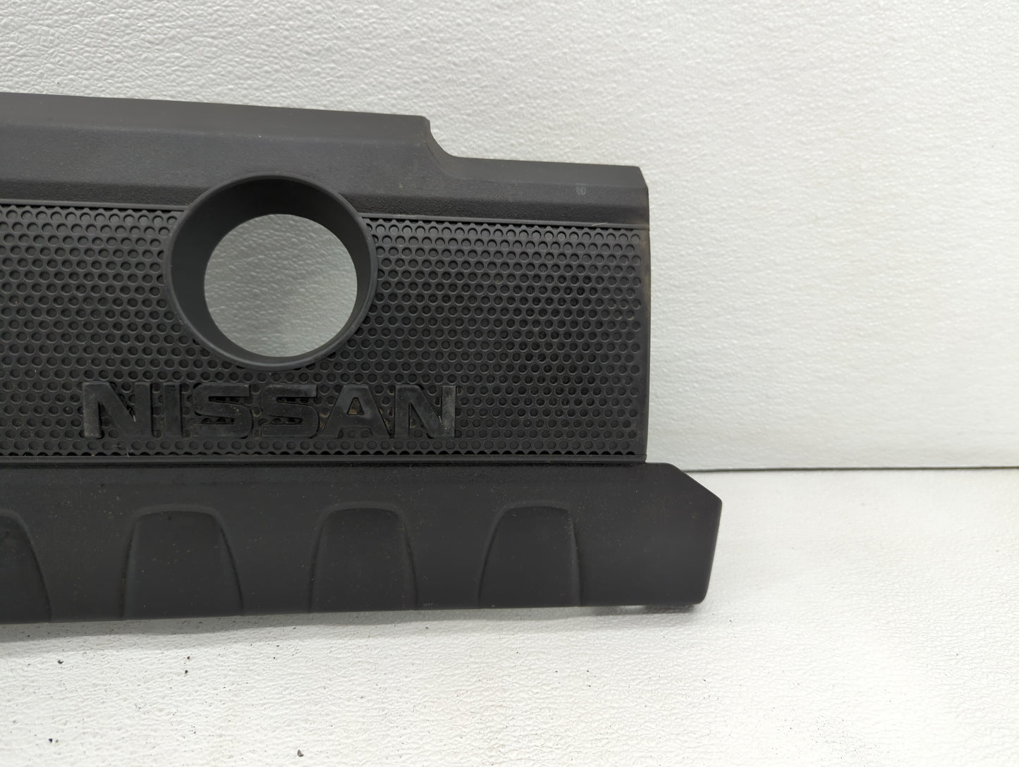 2016 Nissan Sentra Engine Cover - Oemusedautoparts1.com