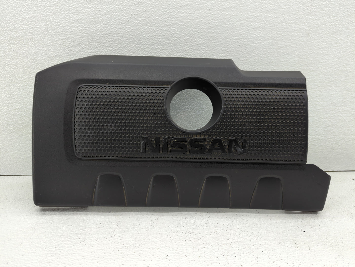 2016 Nissan Sentra Engine Cover - Oemusedautoparts1.com