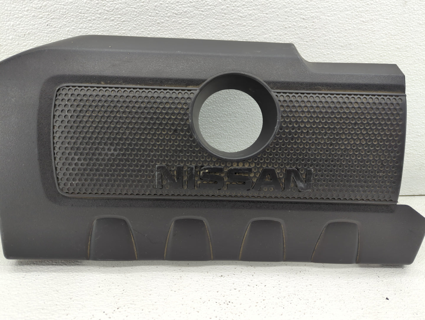 2016 Nissan Sentra Engine Cover - Oemusedautoparts1.com
