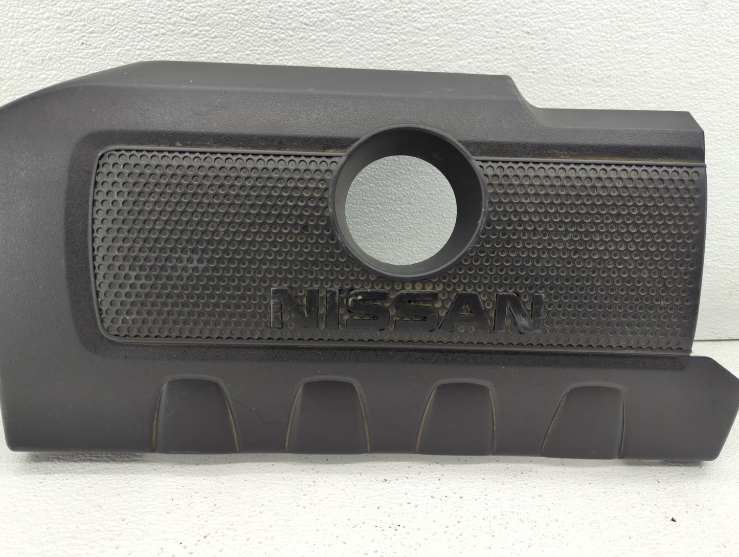 2016 Nissan Sentra Engine Cover - Oemusedautoparts1.com