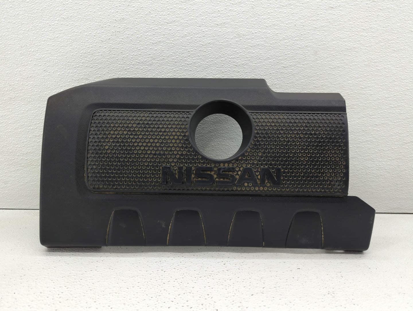 2016 Nissan Sentra Engine Cover - Oemusedautoparts1.com