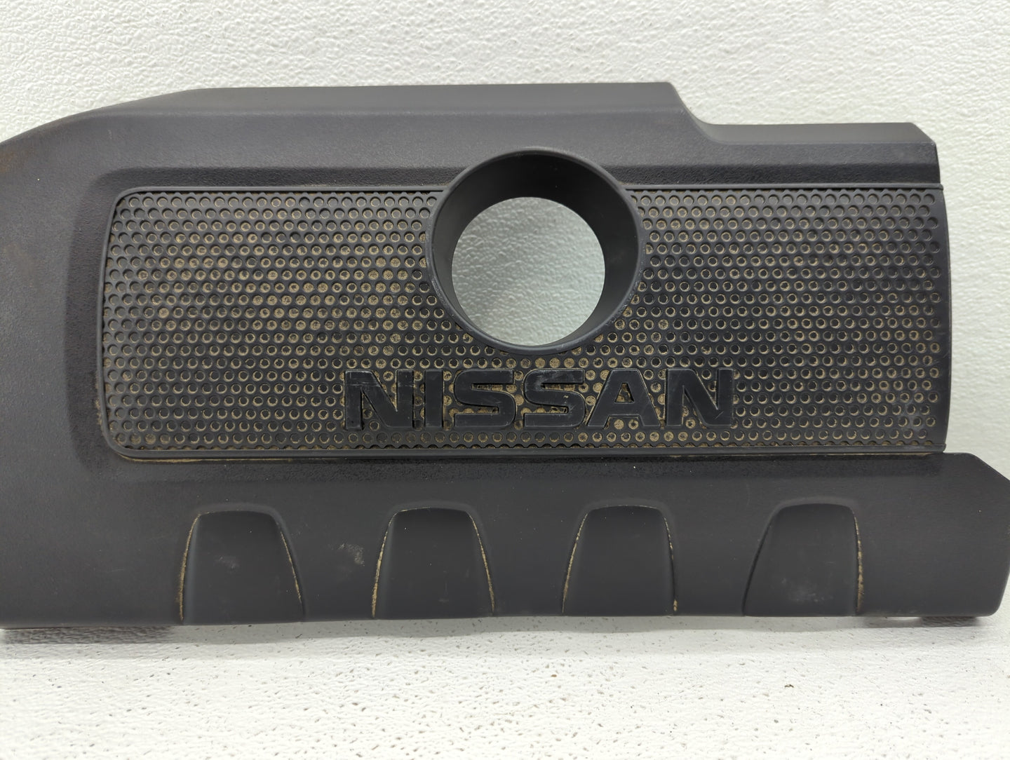 2016 Nissan Sentra Engine Cover - Oemusedautoparts1.com