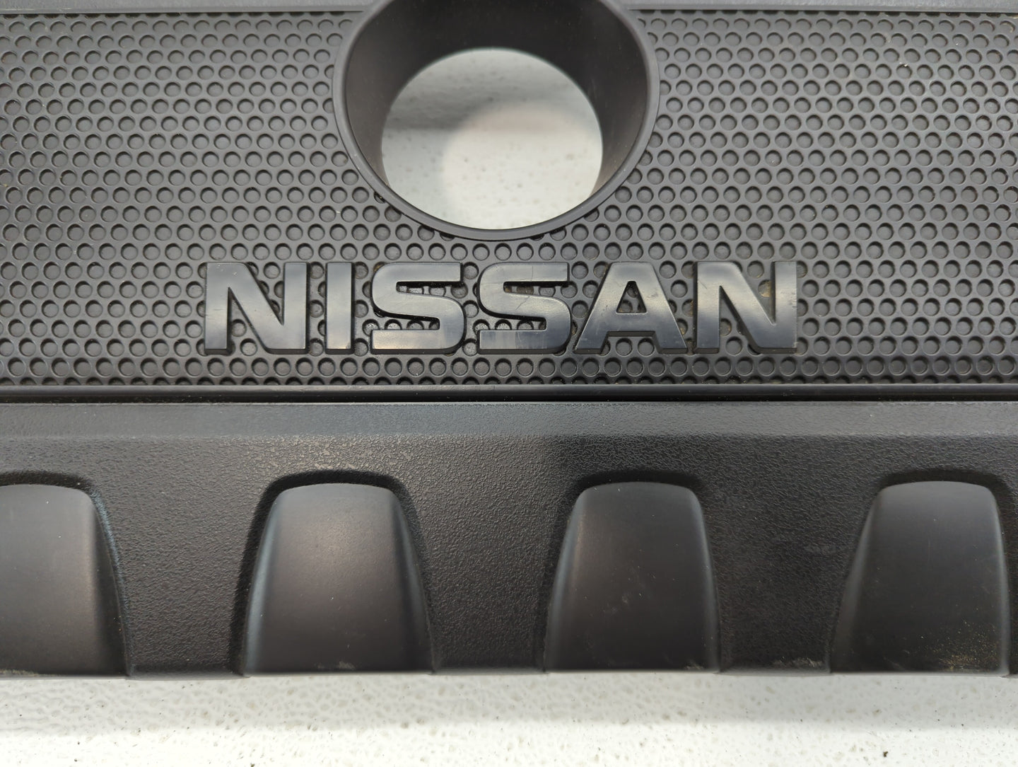 2016 Nissan Sentra Engine Cover 447362 - Oemusedautoparts1.com