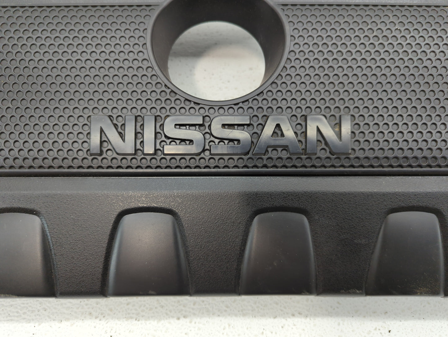 2016 Nissan Sentra Engine Cover 447362 - Oemusedautoparts1.com