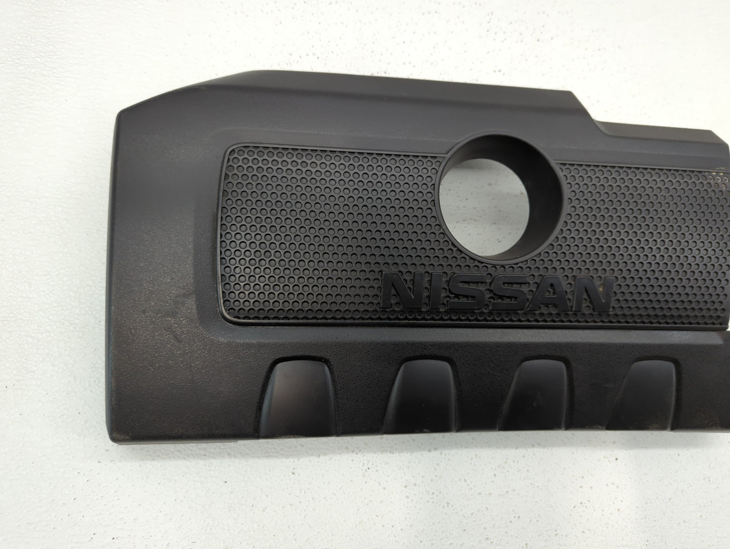 2016 Nissan Sentra Engine Cover 447362 - Oemusedautoparts1.com