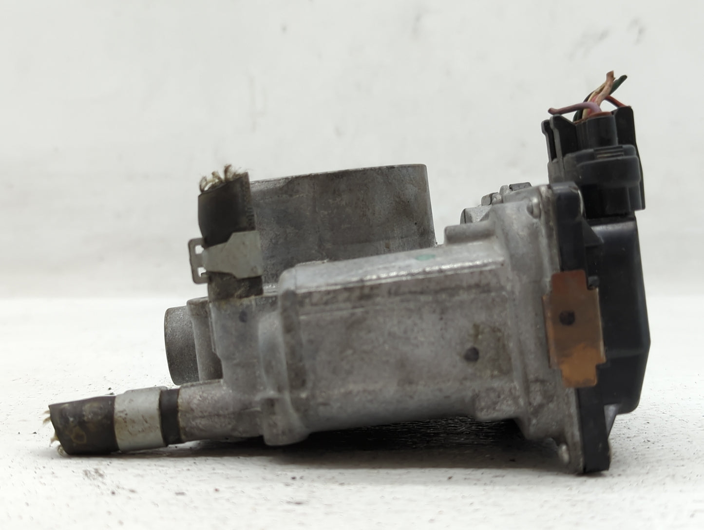 2013-2019 Nissan Sentra Throttle Body P/N:3RA60-01 C 3RA60-01 D, 3RA60-01 A Fits Fits 2013 2014 2015 2016 2017 2018 2019 OEM