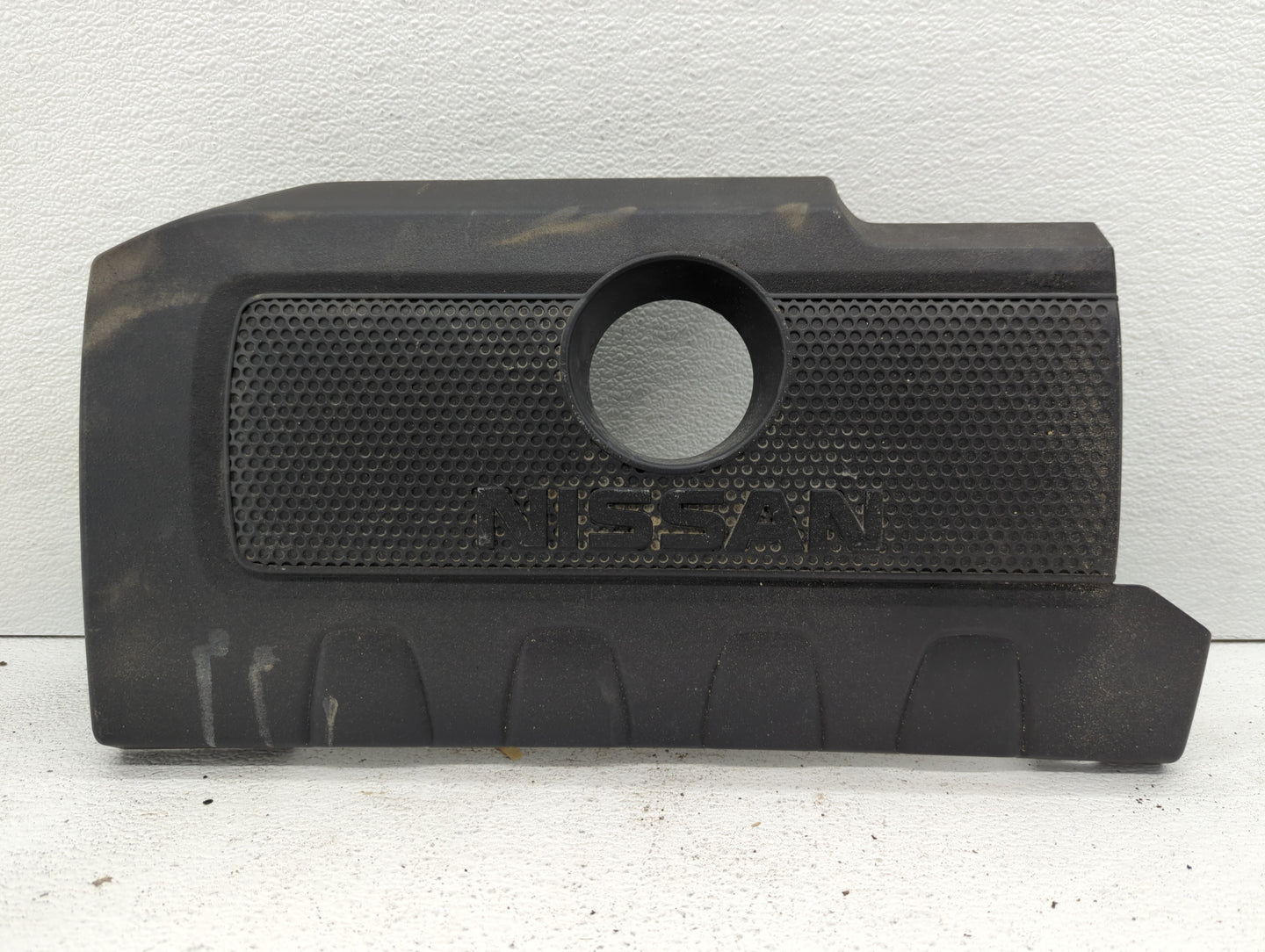 2016 Nissan Sentra Engine Cover - Oemusedautoparts1.com