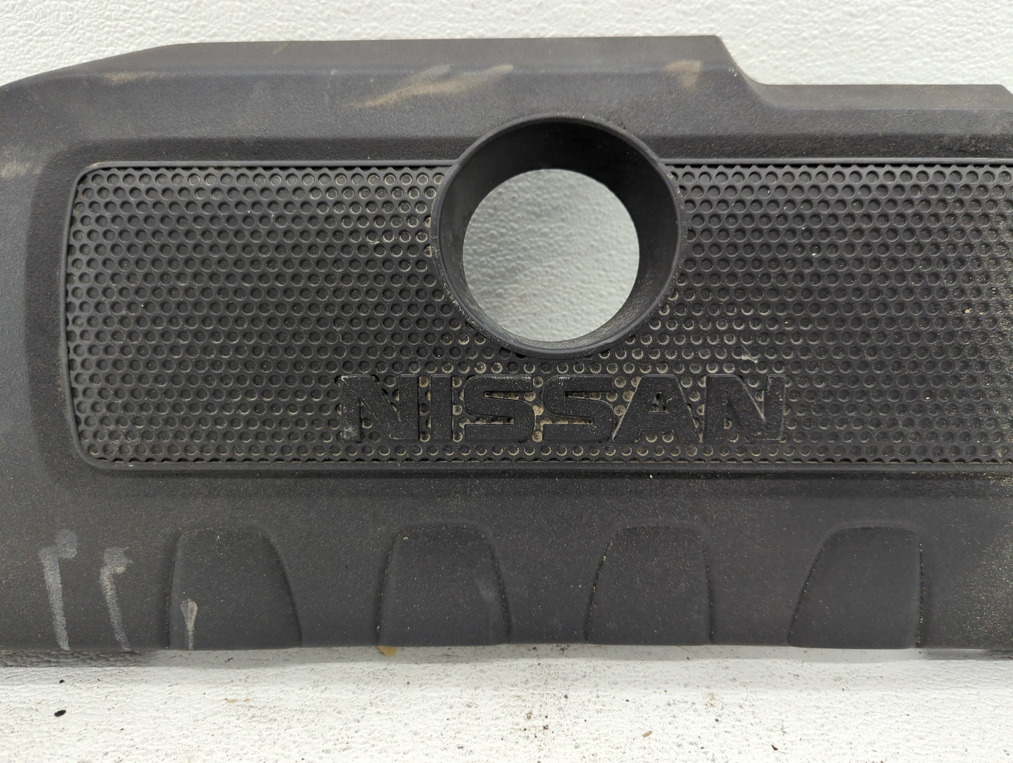 2016 Nissan Sentra Engine Cover - Oemusedautoparts1.com