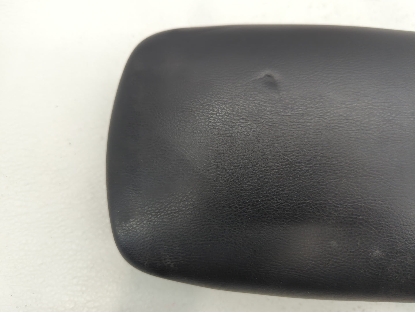 2016 Nissan Sentra Center Console Armrest Cover Lid Black - Oemusedautoparts1.com