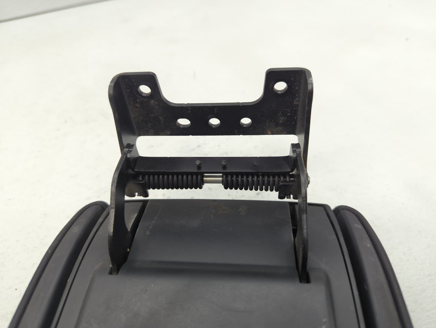 2016 Nissan Sentra Center Console Armrest Cover Lid Black - Oemusedautoparts1.com