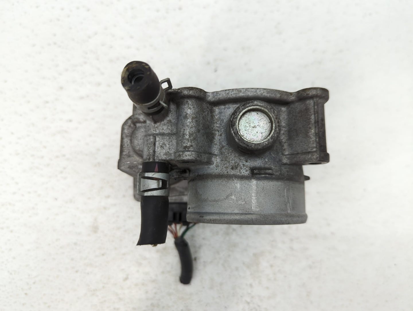 2013-2019 Nissan Sentra Throttle Body P/N:3RA60-01 B Fits Fits 2013 2014 2015 2016 2017 2018 2019 OEM Used Auto Parts - Oemu