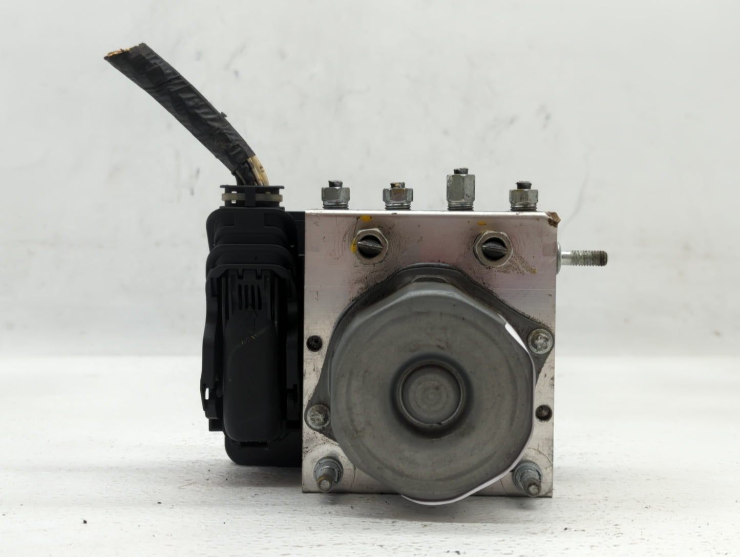 2016-2019 Nissan Sentra ABS Pump Control Module Replacement P/N:47660-4FU0C Fits Fits 2016 2017 2018 2019 OEM Used Auto Part