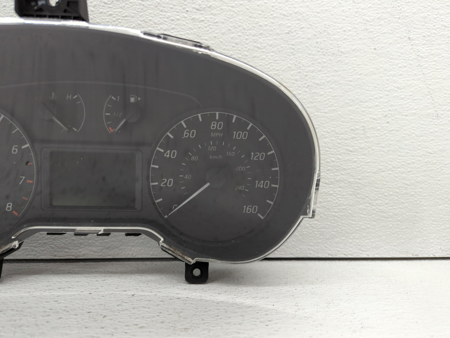 2016-2019 Nissan Sentra Instrument Cluster Speedometer Gauges P/N:248103YU0A Fits Fits 2016 2017 2018 2019 OEM Used Auto Par