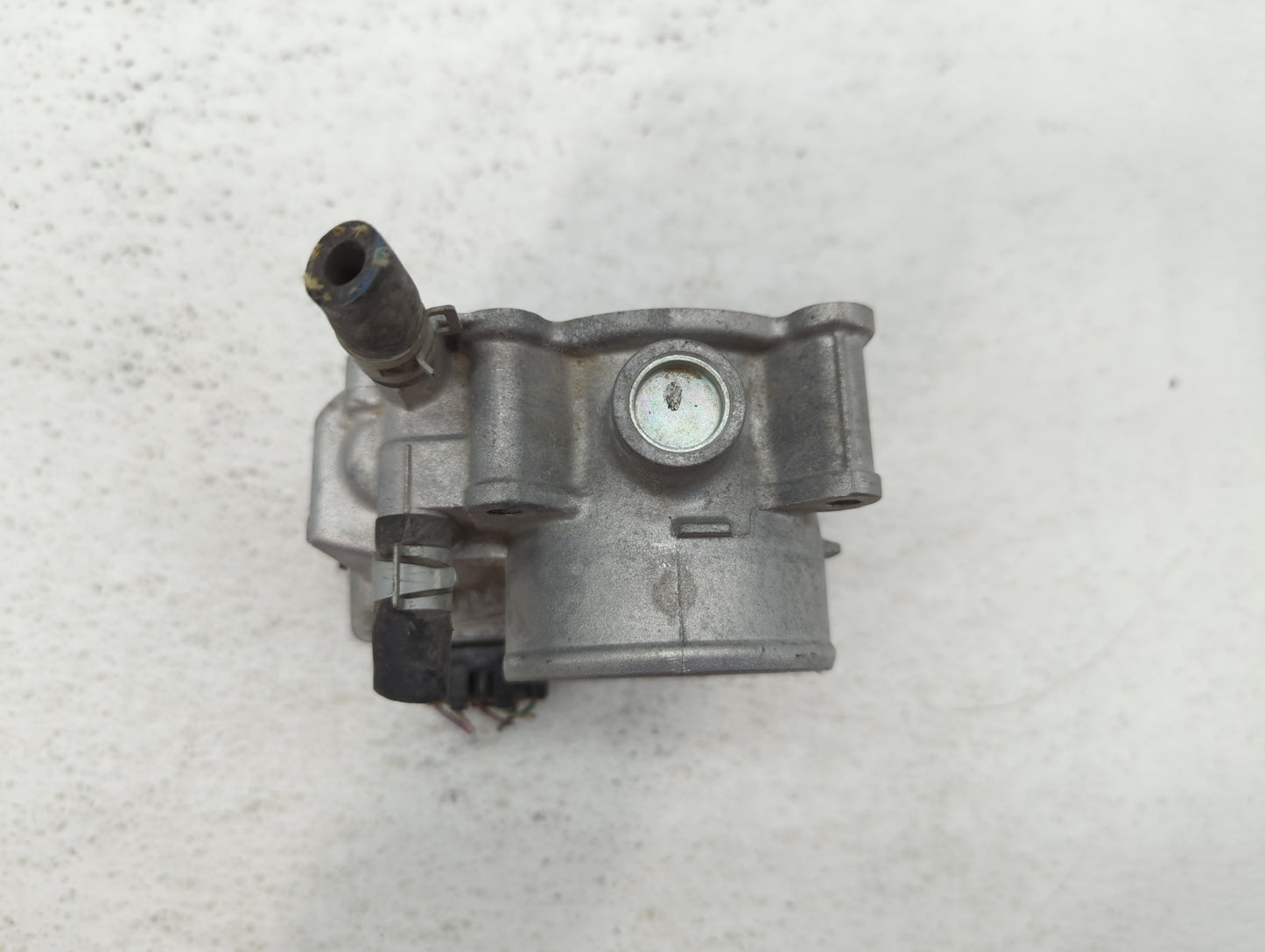 2013-2019 Nissan Sentra Throttle Body P/N:3RA60-01 B Fits Fits 2013 2014 2015 2016 2017 2018 2019 OEM Used Auto Parts - Oemu