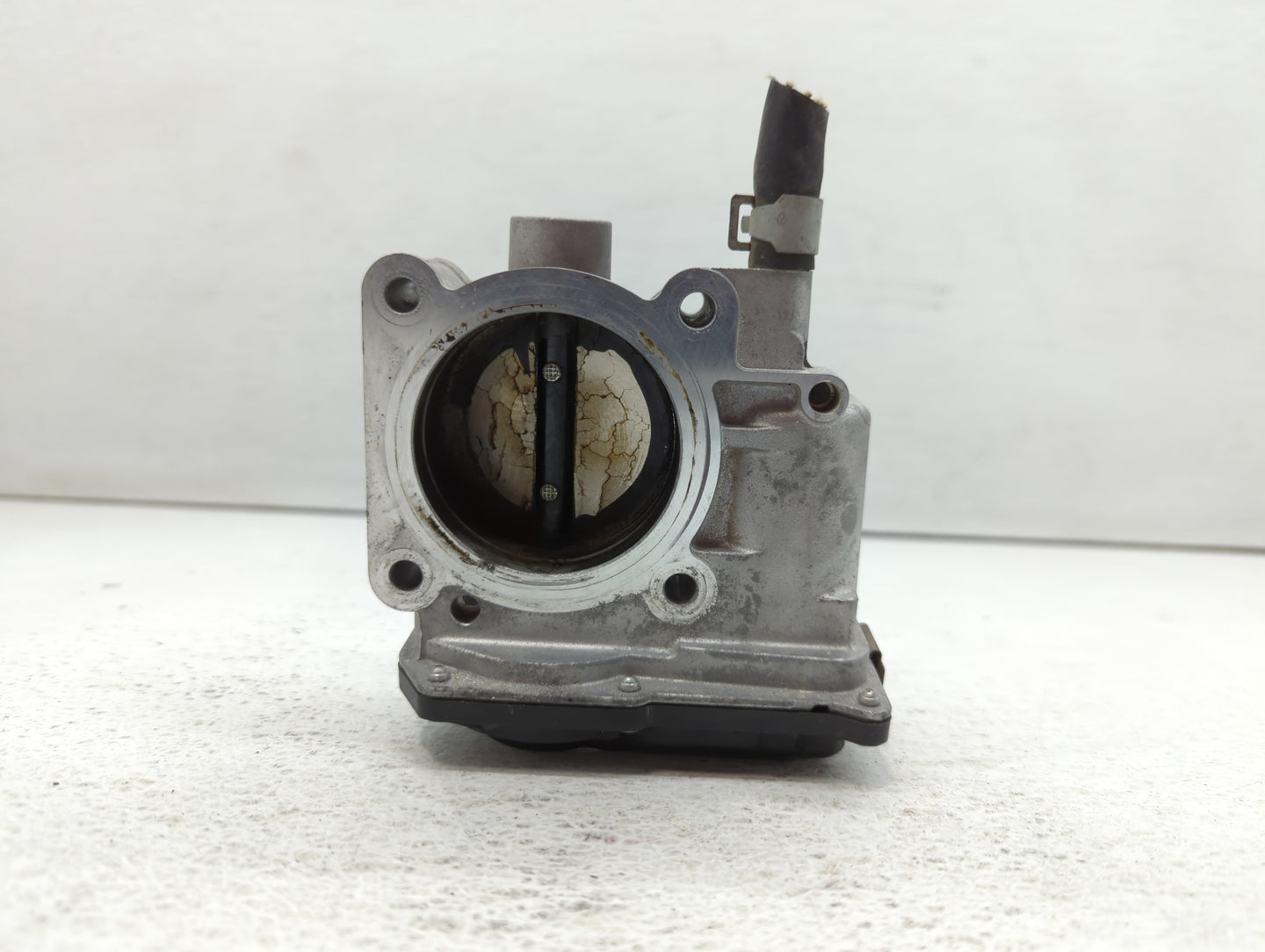 2013-2019 Nissan Sentra Throttle Body P/N:3RA60-01 B Fits Fits 2013 2014 2015 2016 2017 2018 2019 OEM Used Auto Parts - Oemu