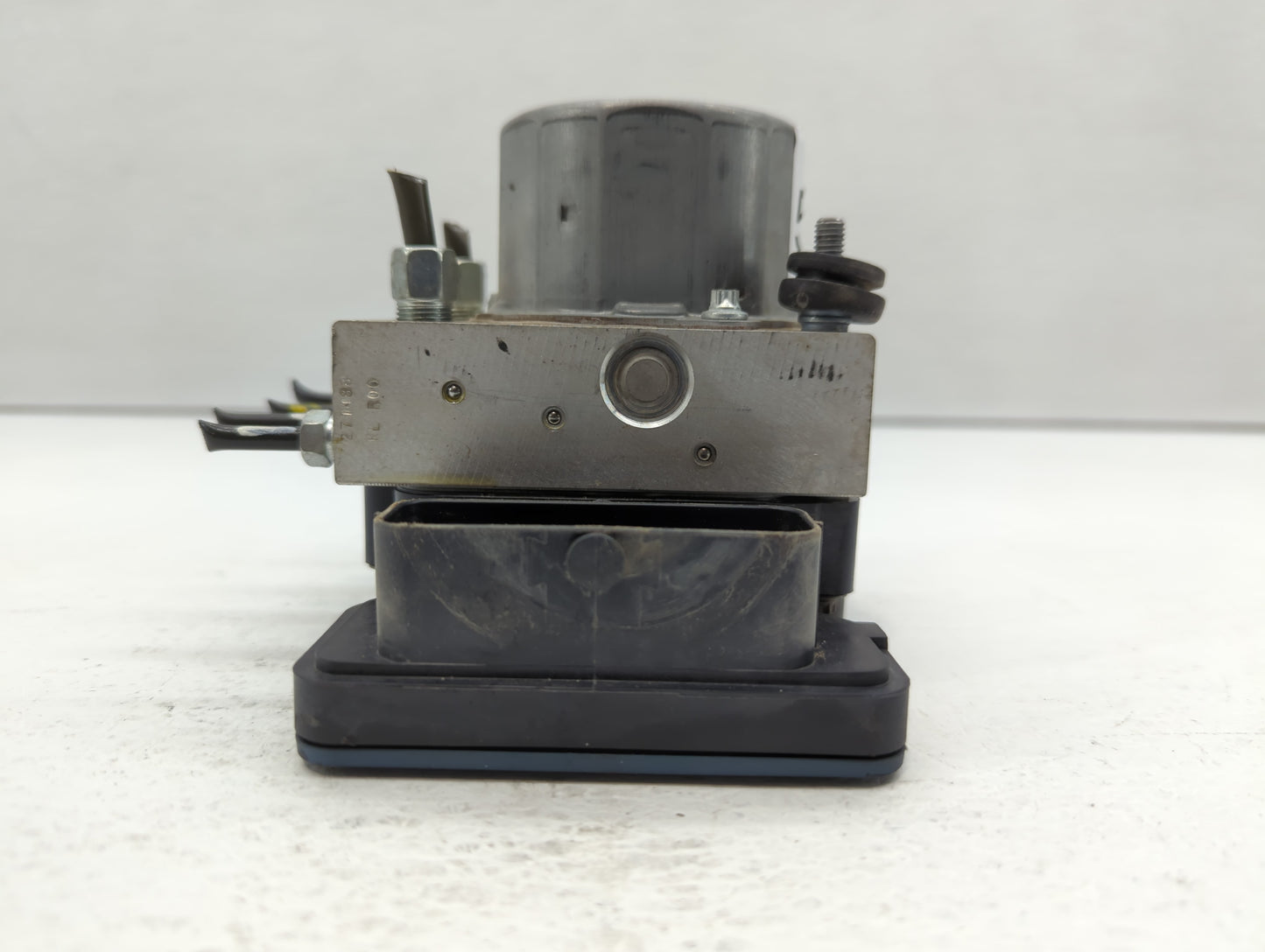 2016-2018 Nissan Sentra ABS Pump Control Module Replacement P/N:47660 5UD0C 47660 4FU0C Fits Fits 2016 2017 2018 OEM Used Au