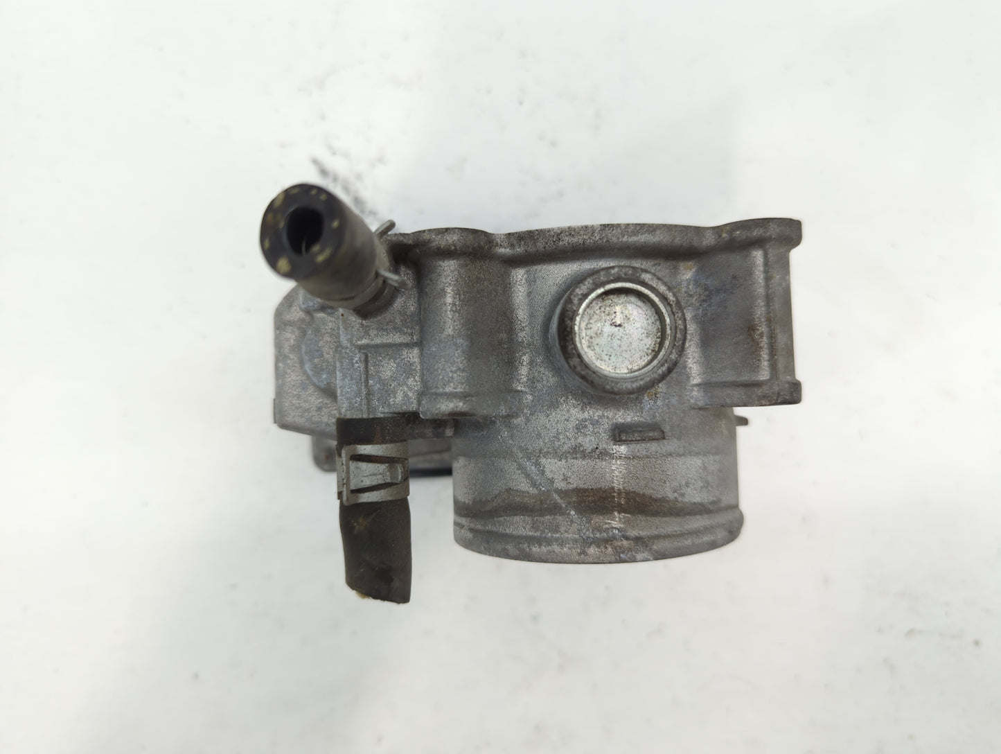 2013-2019 Nissan Sentra Throttle Body P/N:3RA60-01 B Fits Fits 2013 2014 2015 2016 2017 2018 2019 OEM Used Auto Parts - Oemu