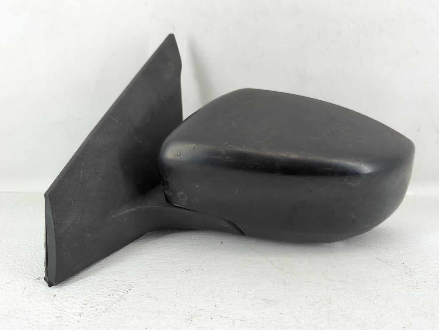 2016-2019 Nissan Sentra Driver Side View Mirror - Left Door Mirror OEM Used - Oemusedautoparts1.com