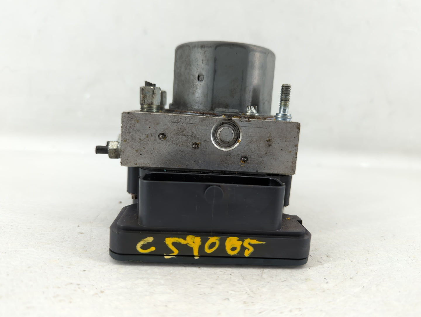 2016-2019 Nissan Sentra ABS Pump Control Module Replacement P/N:47660 4FU0C Fits Fits 2016 2017 2018 2019 OEM Used Auto Part