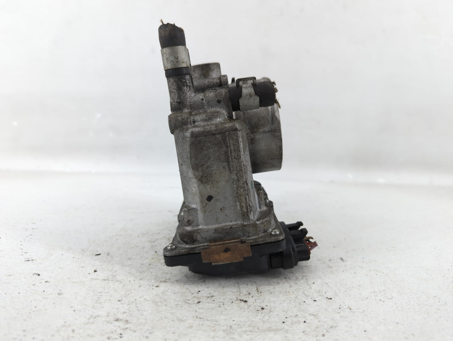 2013-2019 Nissan Sentra Throttle Body P/N:3RA60-01 Fits Fits 2013 2014 2015 2016 2017 2018 2019 OEM Used Auto Parts - Oemuse