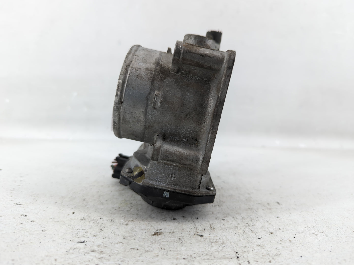 2013-2019 Nissan Sentra Throttle Body P/N:3RA60-01 B Fits Fits 2013 2014 2015 2016 2017 2018 2019 OEM Used Auto Parts - Oemu