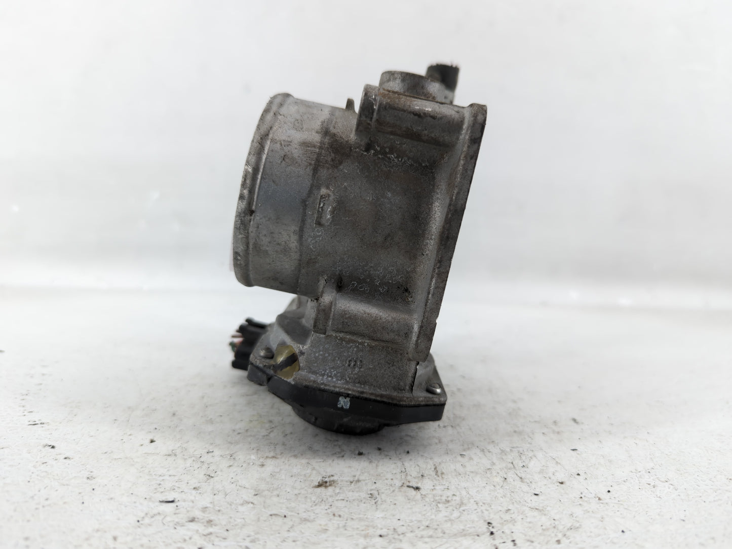 2013-2019 Nissan Sentra Throttle Body P/N:3RA60-01 B Fits Fits 2013 2014 2015 2016 2017 2018 2019 OEM Used Auto Parts - Oemu