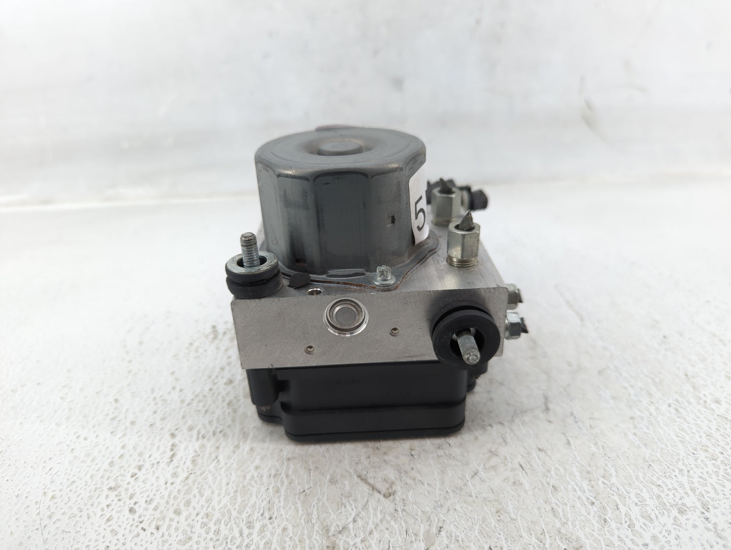 2016-2019 Nissan Sentra ABS Pump Control Module Replacement P/N:47660 4FU0C Fits Fits 2016 2017 2018 2019 OEM Used Auto Part
