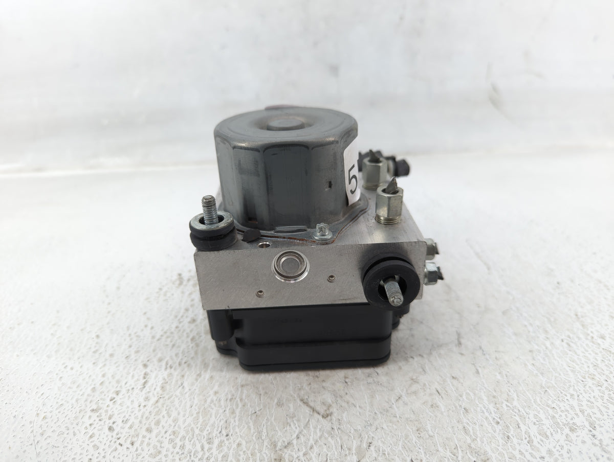 2016-2019 Nissan Sentra Anti-Lock Brake ABS Pump Module Actuator OEM P/N:47660 4FU0C Fits Fits 2016 2017 2018 2019 OEM Used 