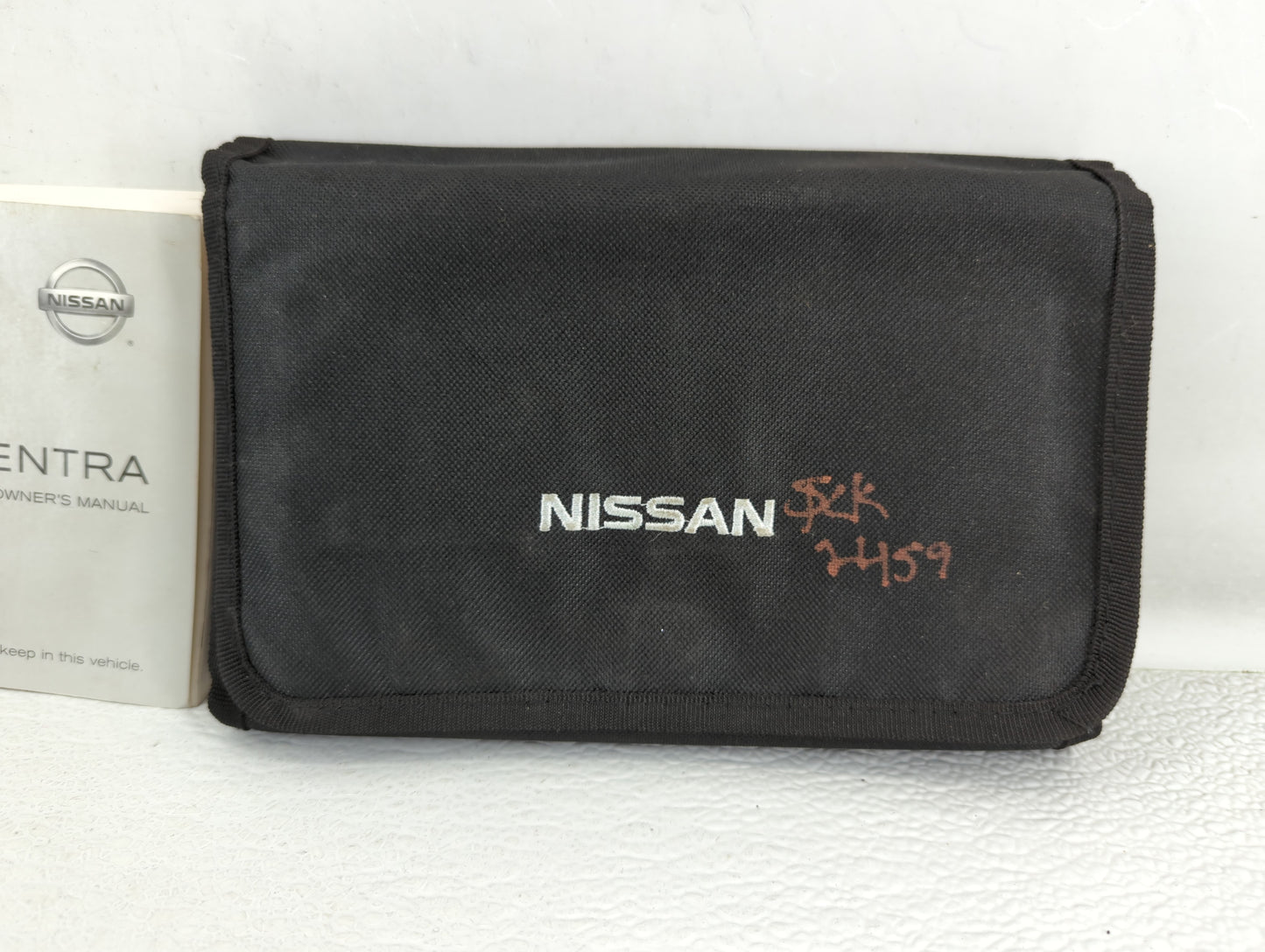 2016 Nissan Sentra Owners Manual Book Guide P/N:OM16EM 0B17U1 OEM Used Auto Parts - Oemusedautoparts1.com