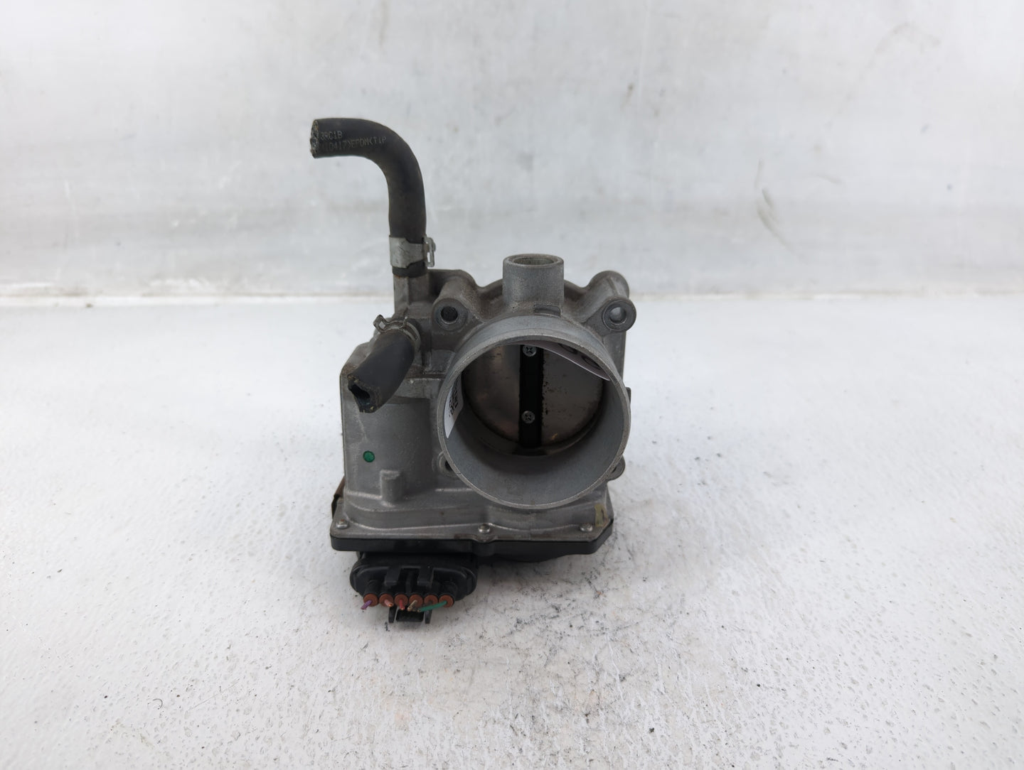 2013-2019 Nissan Sentra Throttle Body P/N:3RA60-01 B Fits Fits 2013 2014 2015 2016 2017 2018 2019 OEM Used Auto Parts - Oemu