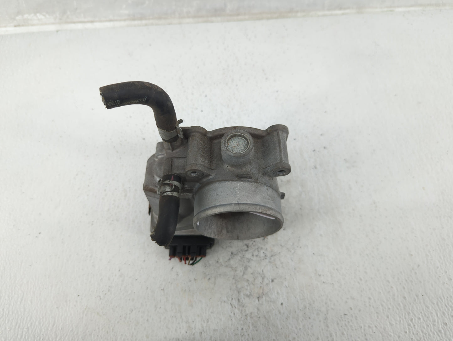 2013-2019 Nissan Sentra Throttle Body P/N:3RA60-01 B Fits Fits 2013 2014 2015 2016 2017 2018 2019 OEM Used Auto Parts - Oemu