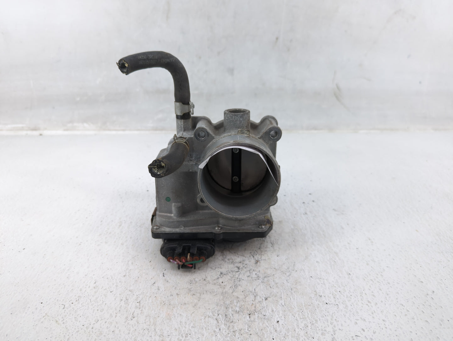 2013-2019 Nissan Sentra Throttle Body P/N:3RA60-01 B Fits Fits 2013 2014 2015 2016 2017 2018 2019 OEM Used Auto Parts - Oemu