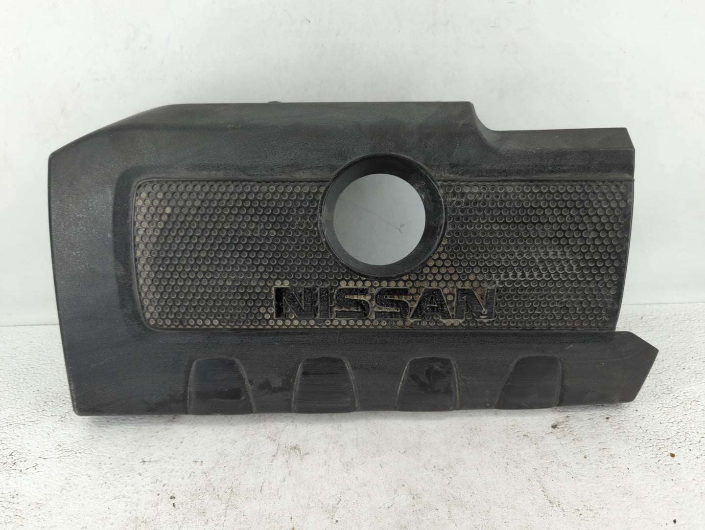 2016 Nissan Sentra Engine Cover - Oemusedautoparts1.com