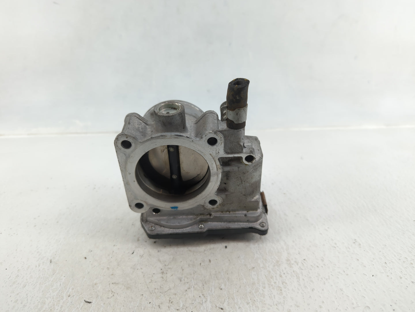 2013-2019 Nissan Sentra Throttle Body P/N:3RA60-01 Fits Fits 2013 2014 2015 2016 2017 2018 2019 OEM Used Auto Parts - Oemuse
