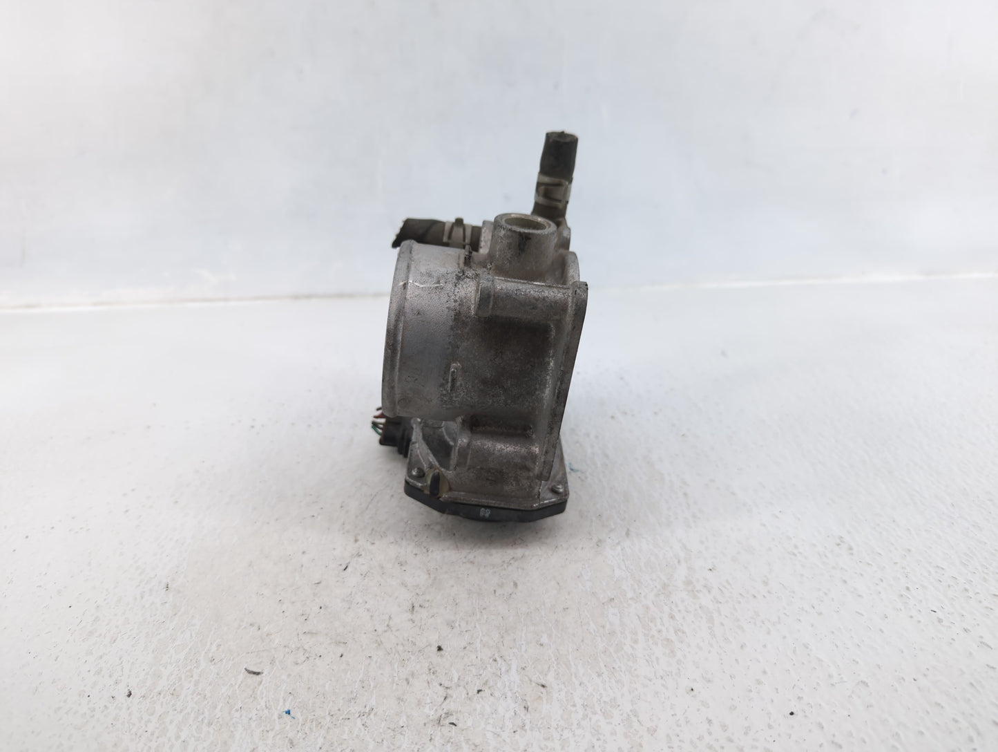 2013-2019 Nissan Sentra Throttle Body P/N:3RA60-01 Fits Fits 2013 2014 2015 2016 2017 2018 2019 OEM Used Auto Parts - Oemuse