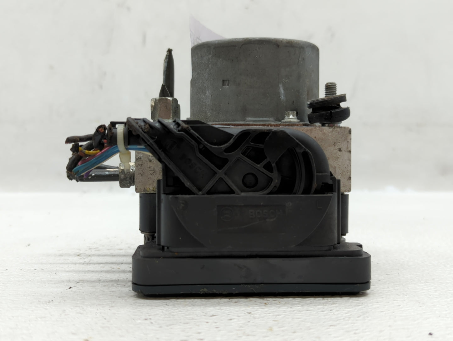2016-2019 Nissan Sentra ABS Pump Control Module Replacement P/N:47660 4FU0C Fits Fits 2016 2017 2018 2019 OEM Used Auto Part