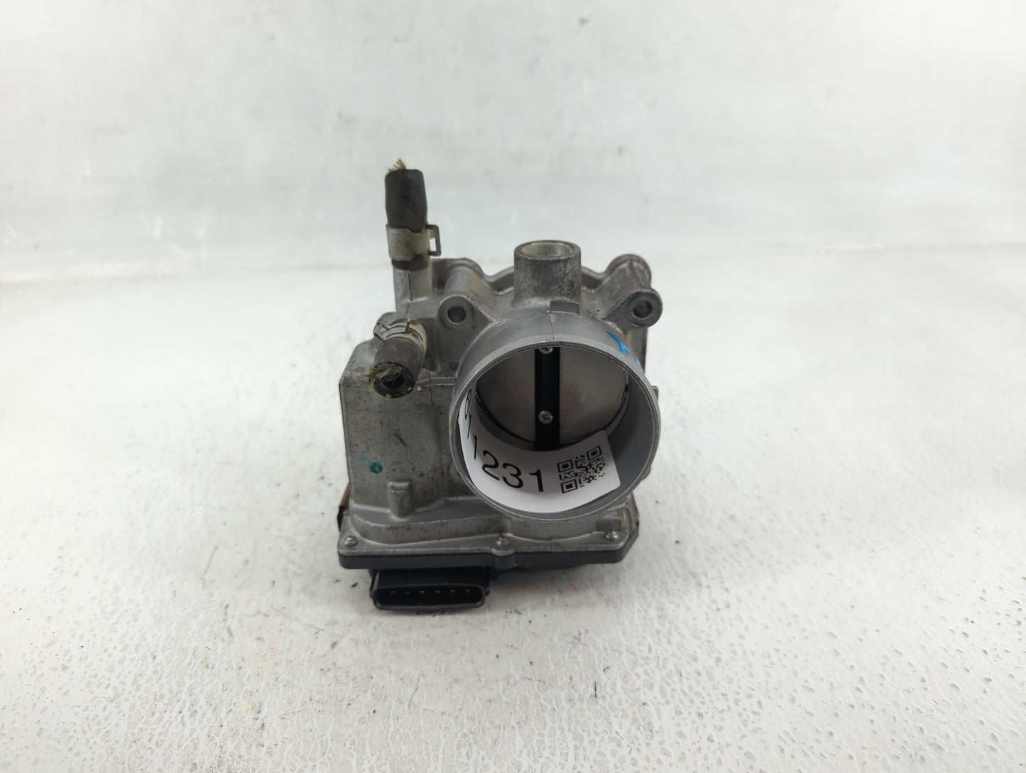 2013-2019 Nissan Sentra Throttle Body P/N:3RA60-01 B Fits Fits 2013 2014 2015 2016 2017 2018 2019 OEM Used Auto Parts - Oemu