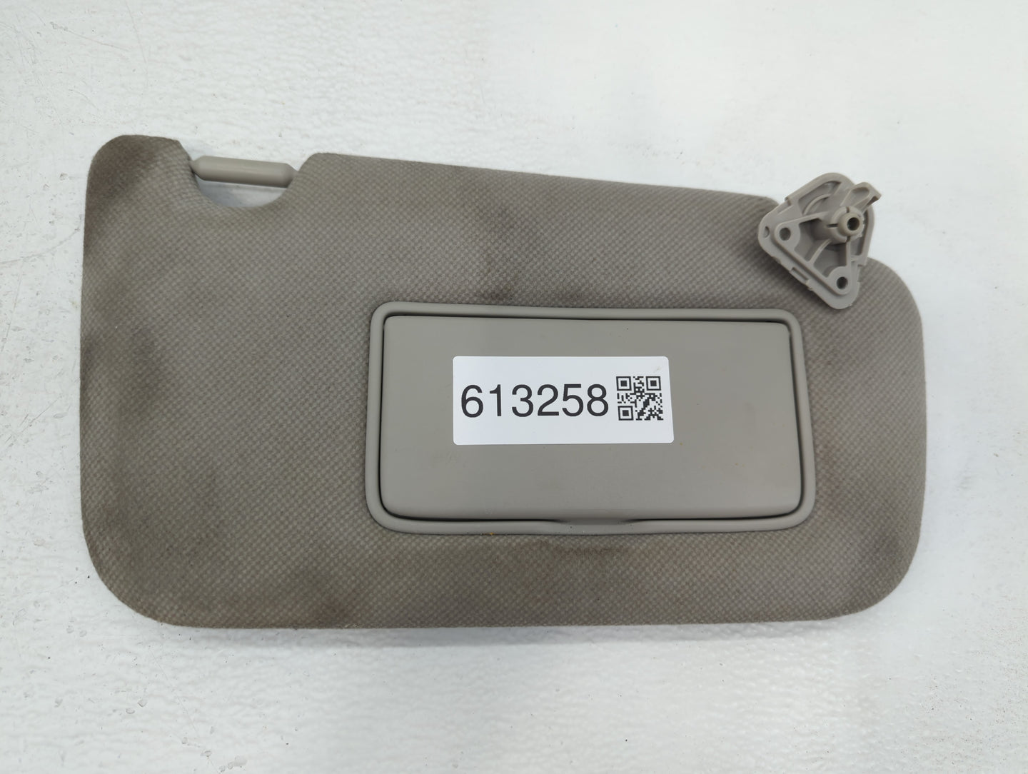 2013-2019 Nissan Sentra Sun Visor Shade Replacement Passenger Right Mirror Fits Fits 2012 2013 2014 2015 2016 2017 2018 2019